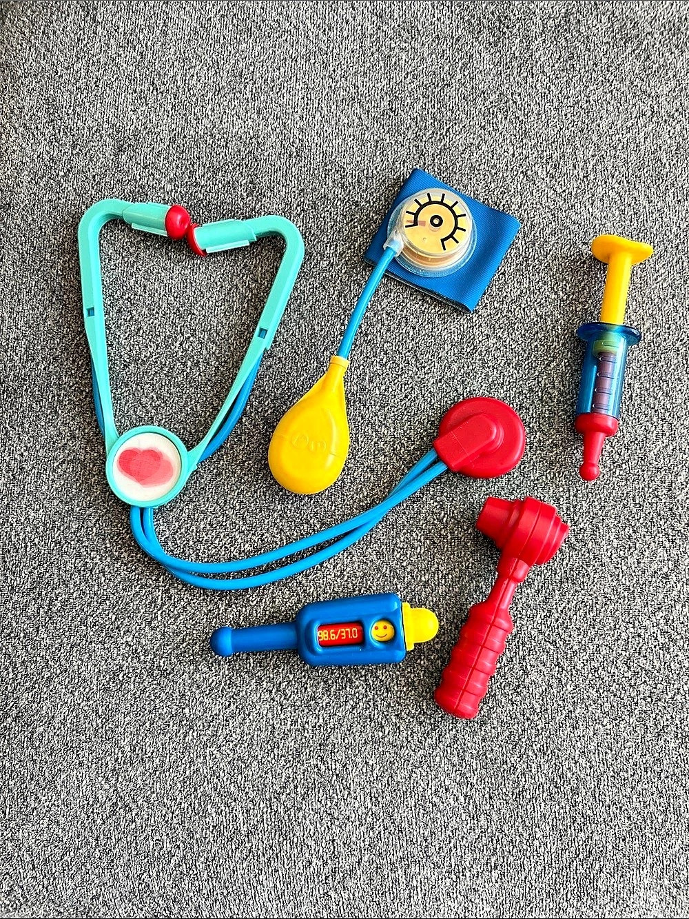 Fisher-Price Doctor Medical Kit pretend play toy accessories